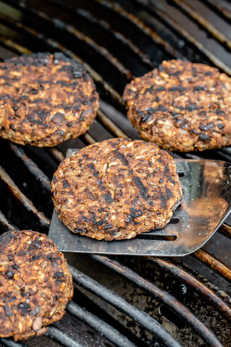 The Best Plant-Based Burger Recipes - PlantYou