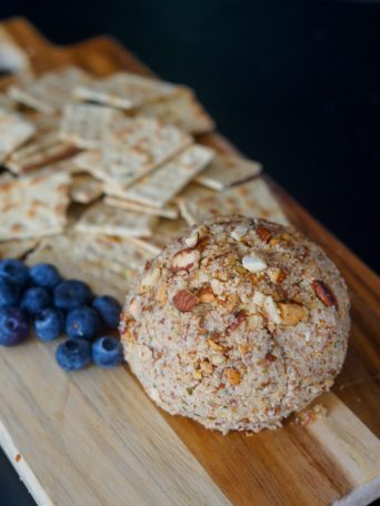 Almond Cheese Ball