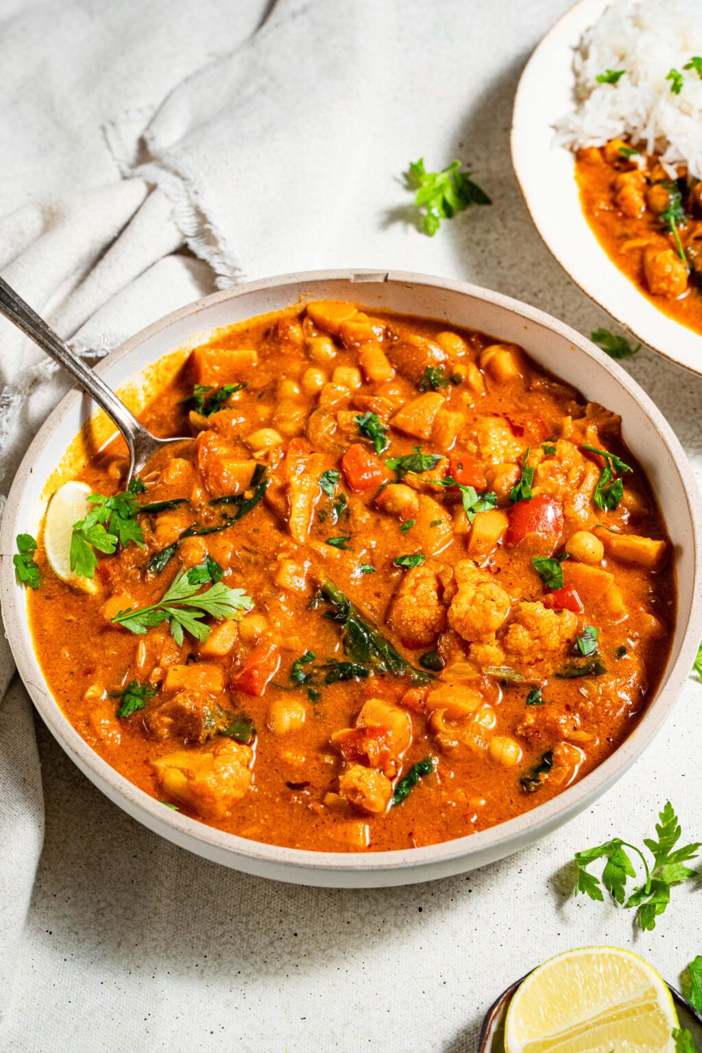 Peanut Stew with Sweet Potato, Cauliflower and Chickpeas - PlantYou