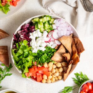 title image fattoush salad with chickpeas
