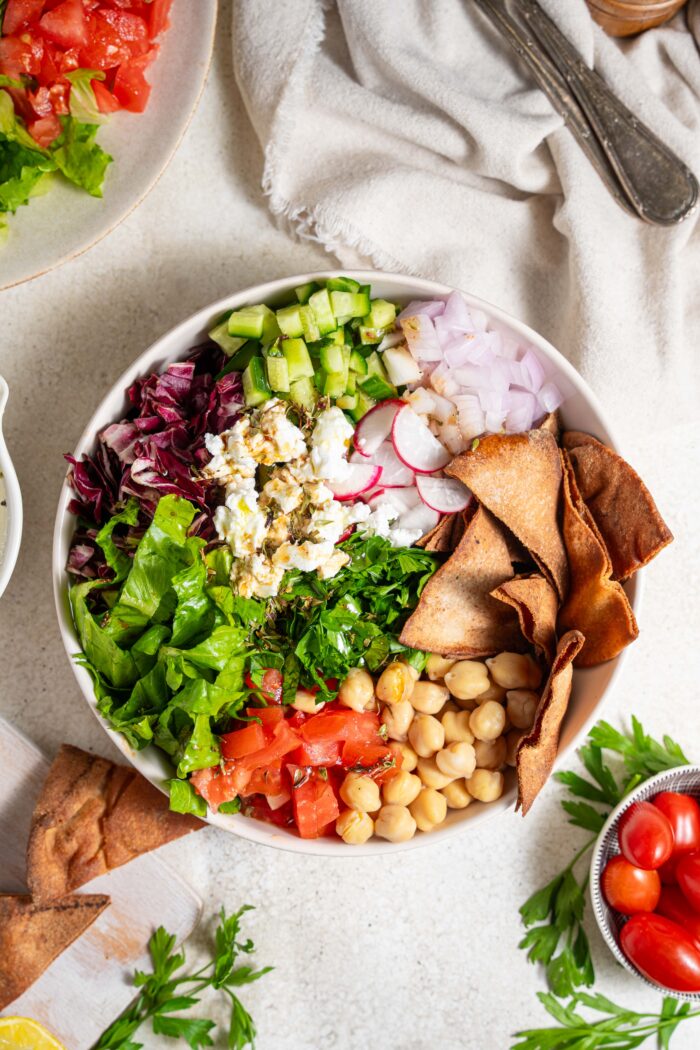 fattoush salad with chickpeas