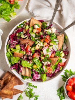 fattoush salad with chickpeas mixed together