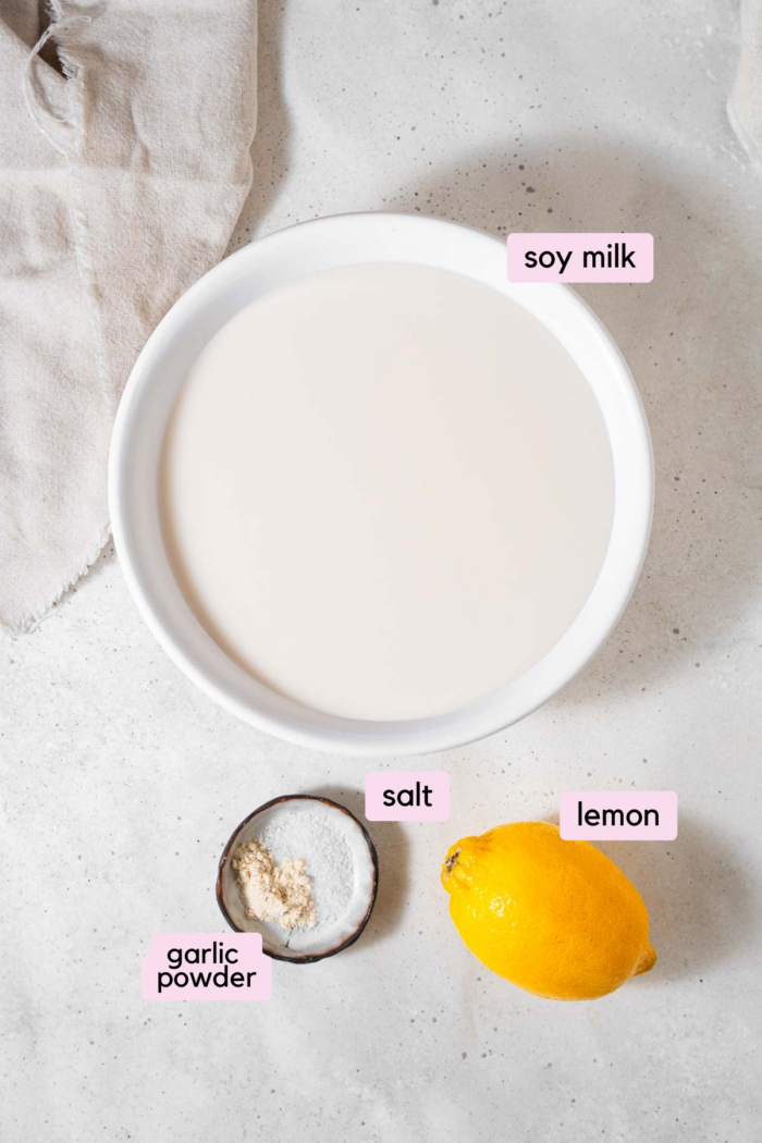 Ingredients to make vegan burrata at home.