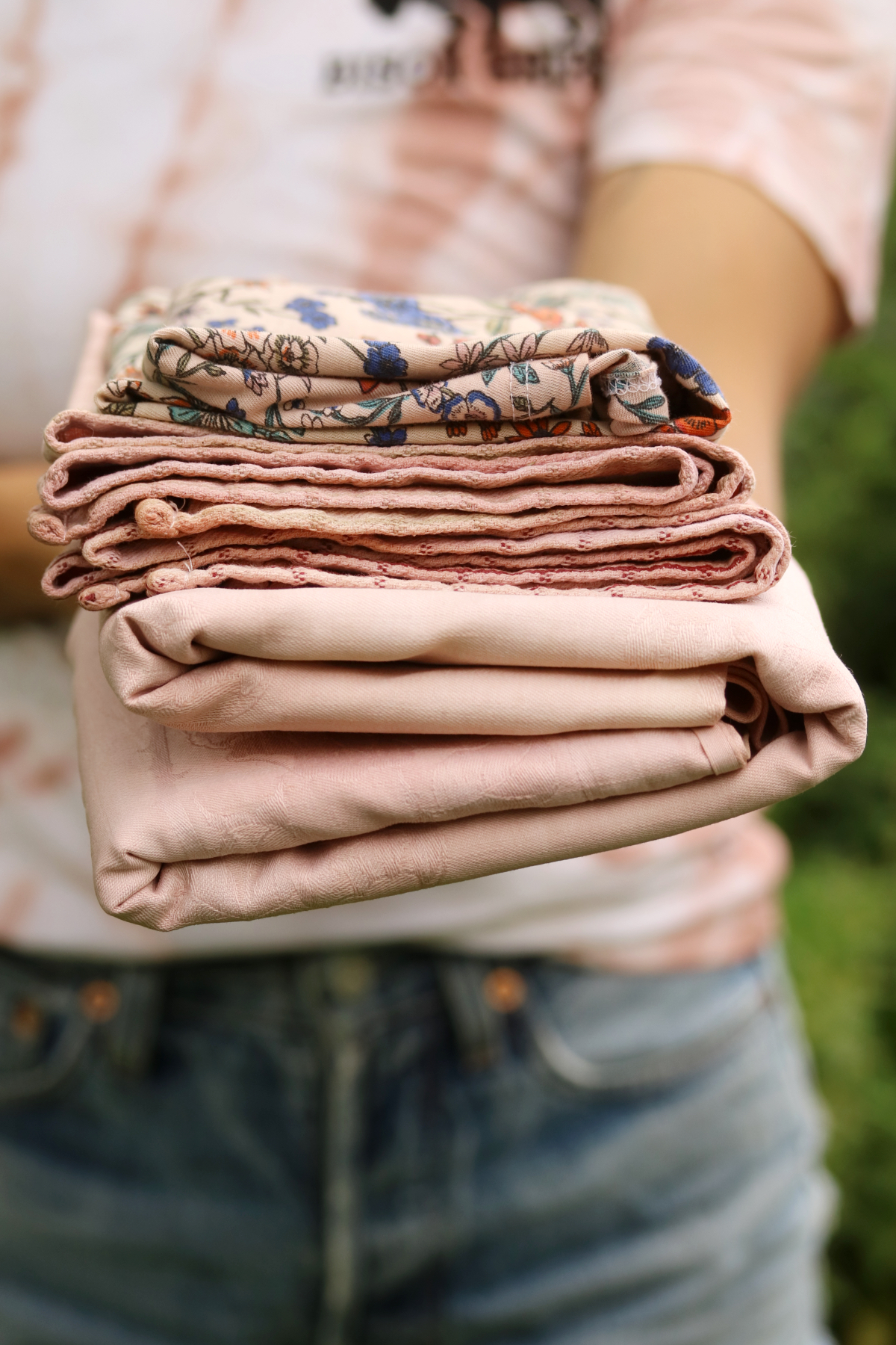 Avocado Dye: How to Dye Fabric Pink Using Avocado Scraps - PlantYou