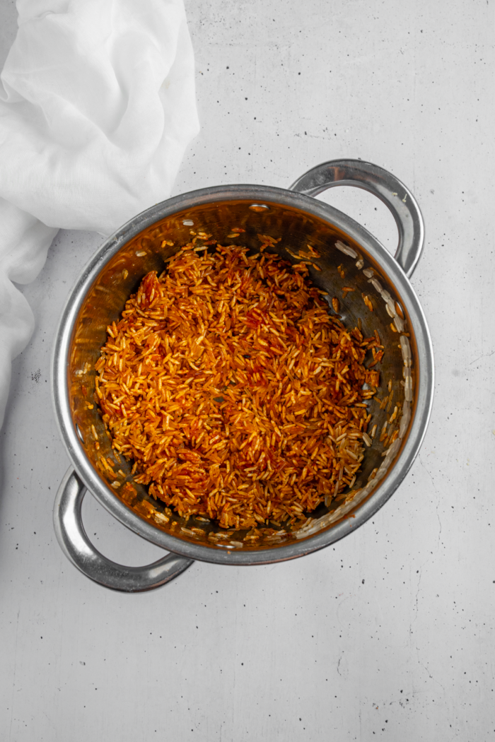 Toasted rice with tomato paste and spices.