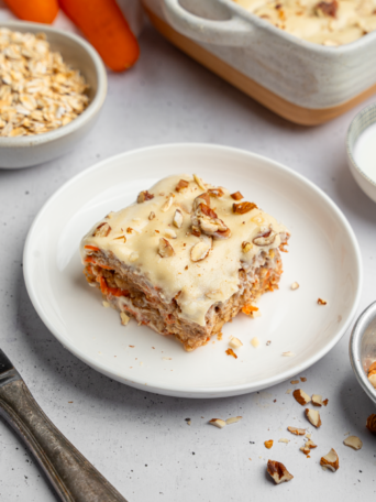 Carrot cake baked oatmeal title image.