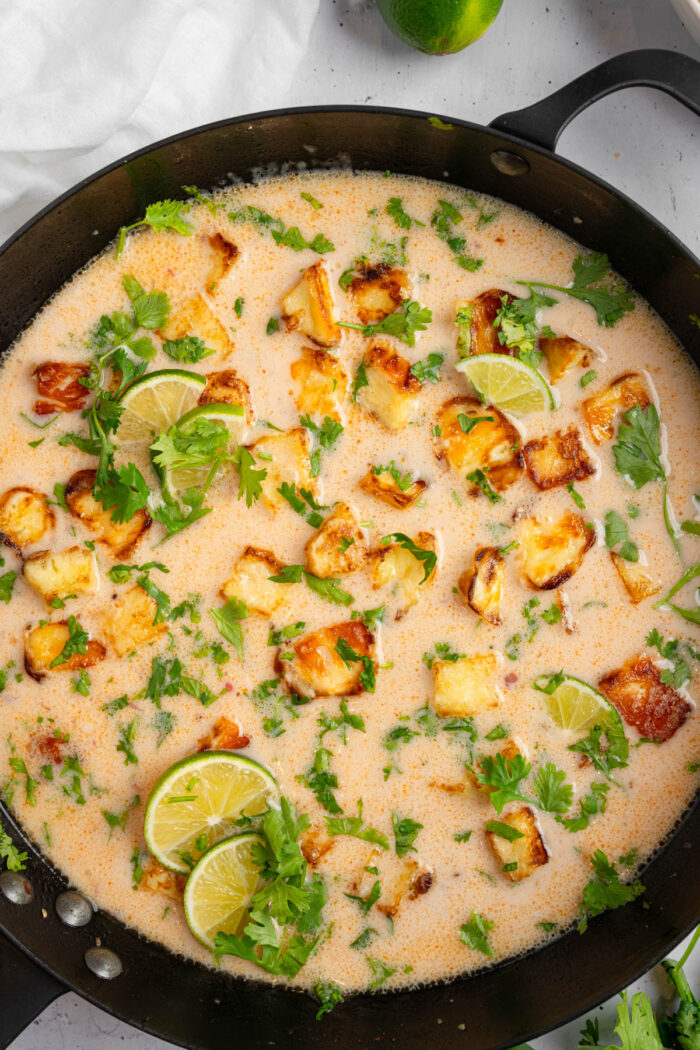 Close up of the pan with the cconut lime tofu with cilantro.