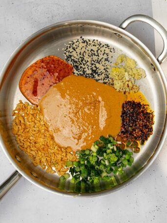 Sauce ingredients required for the best flavor.
