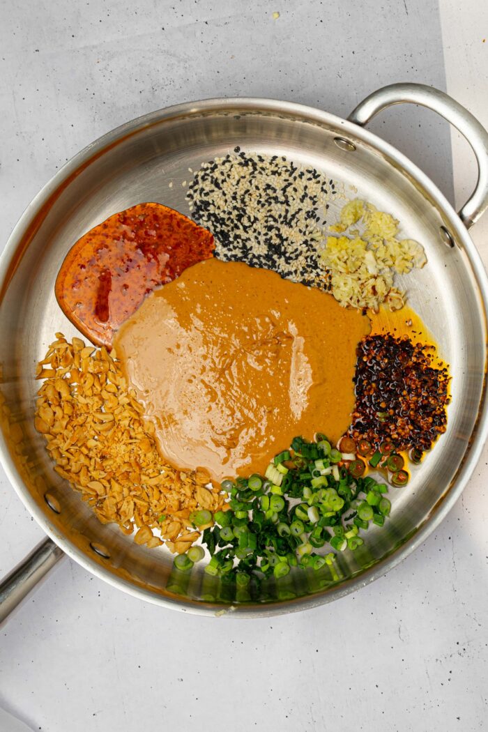 Sauce ingredients required for the best flavor.