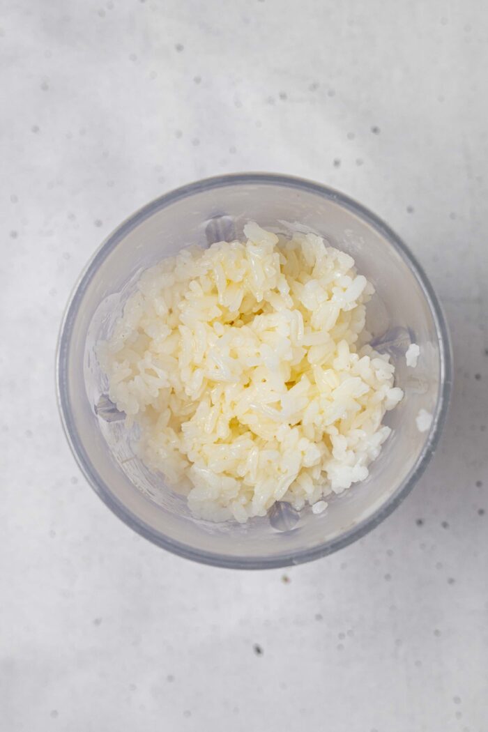 Leftover rice in ahigh-speed blender with water.